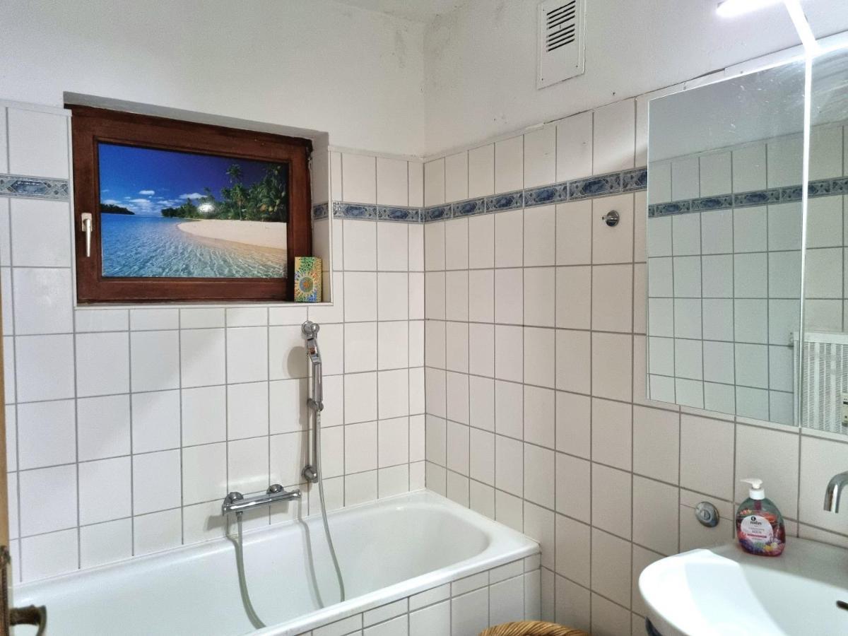 Lovely Spacious Apartment-80M2-Old Style-Tourist Area Rauth Exterior foto